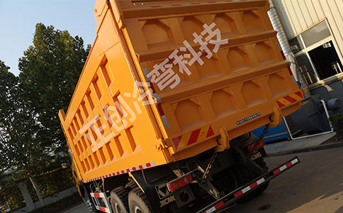 什么原因會導致汽車車廂板設(shè)備在使用過程中出現(xiàn)過熱問題
